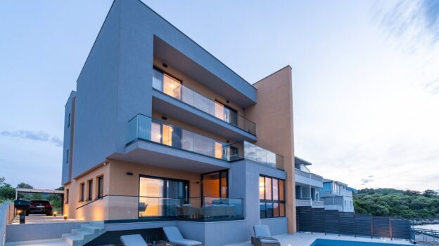 House in first row to the sea