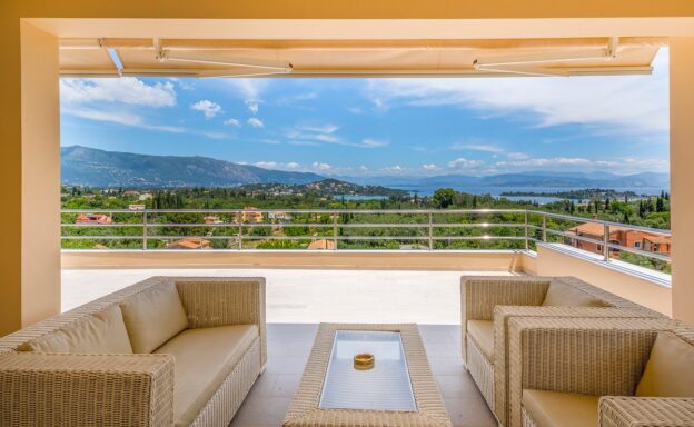 Gouvia Villa For Sale Corfu Town & Suburbs
