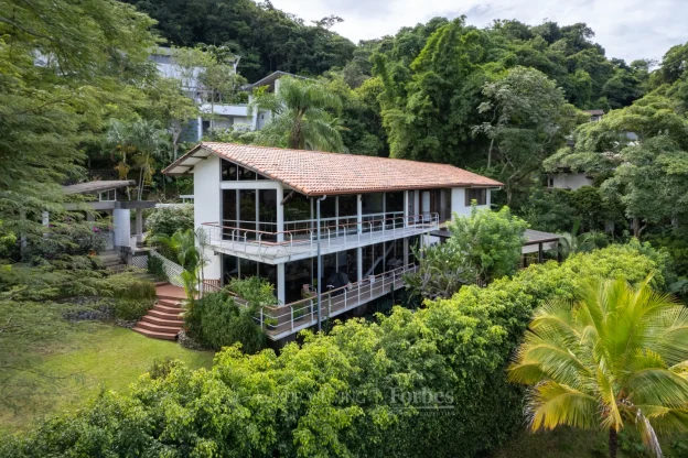 RENTED – Contemporary Loft House in Villa Real, Santa Ana