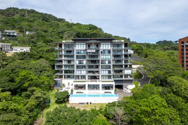 Sixth Floor Panorama 180 – Brand New Apartment with Infinite Views